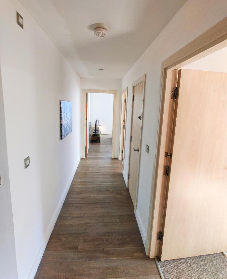 Birmingham Prime Location Stunning Apartment Floor-To-Ceiling Windows Extérieur photo