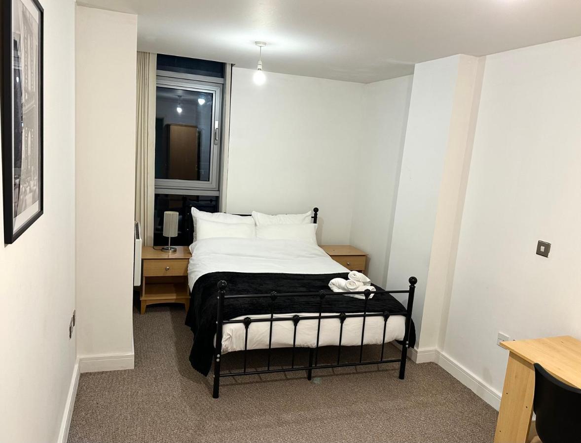 Birmingham Prime Location Stunning Apartment Floor-To-Ceiling Windows Extérieur photo