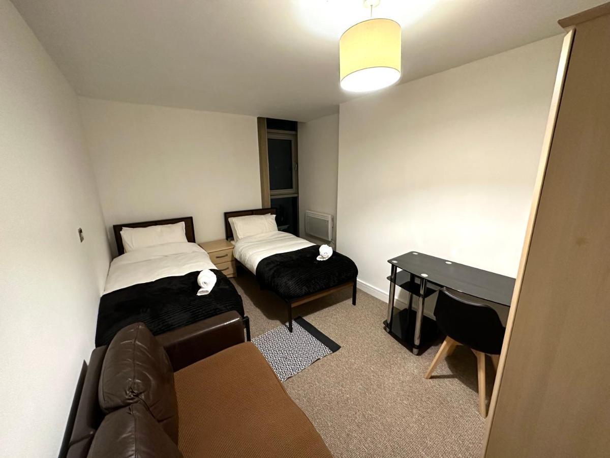 Birmingham Prime Location Stunning Apartment Floor-To-Ceiling Windows Extérieur photo